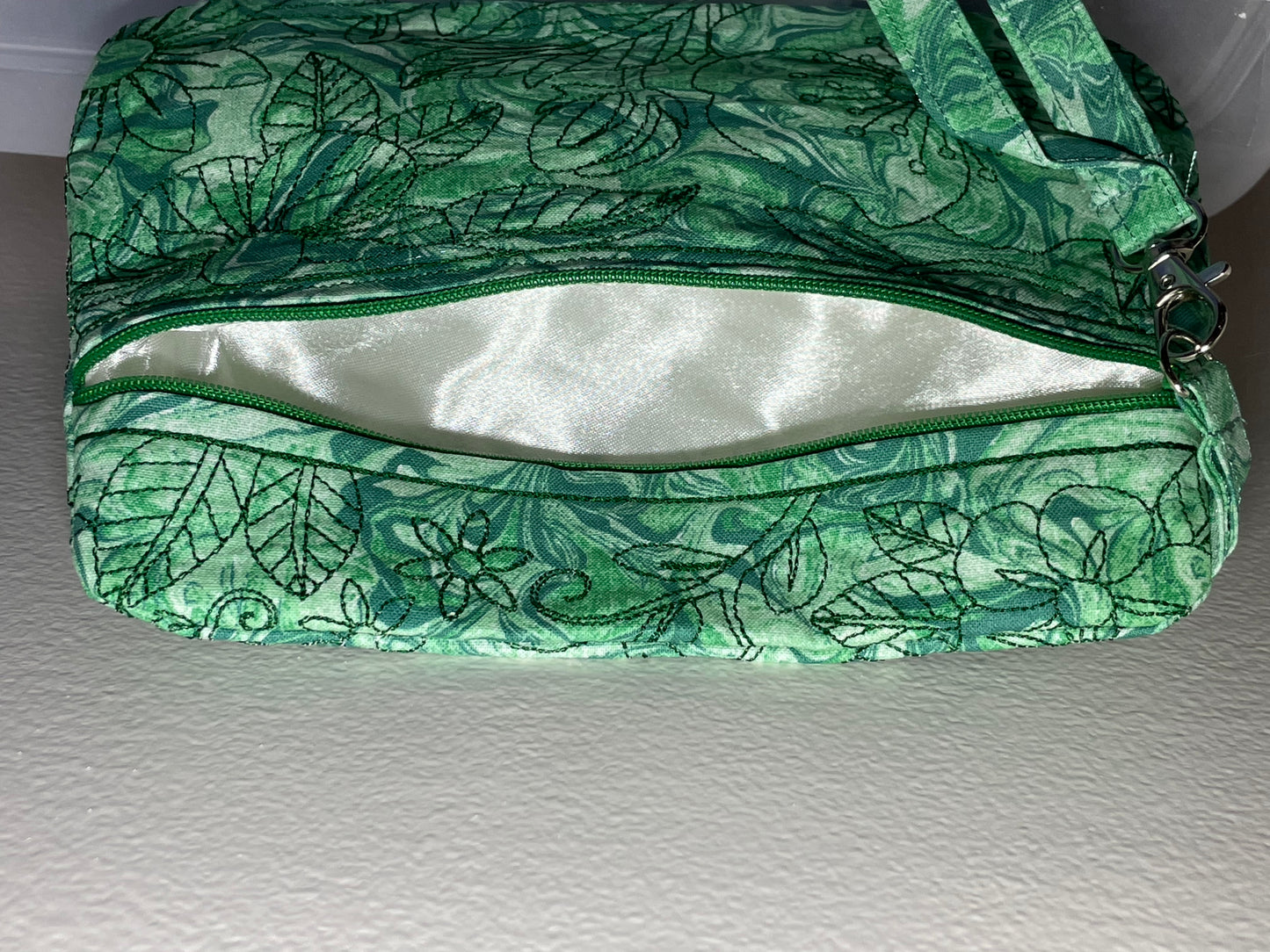 Wristlet Clutch - Green